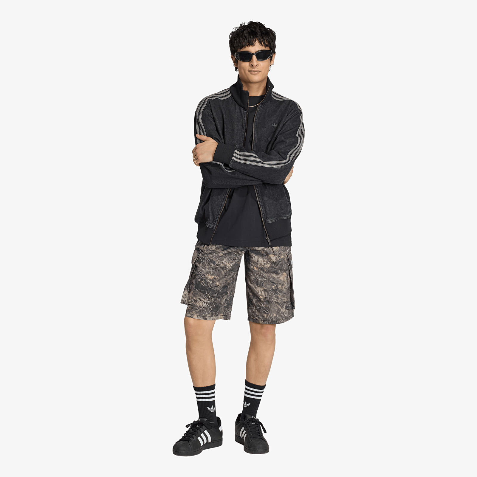 Korte broeken adidas Adilenium Season 5 Aop Cargo Shorts Chalk Pearl/ Wonder Taupe