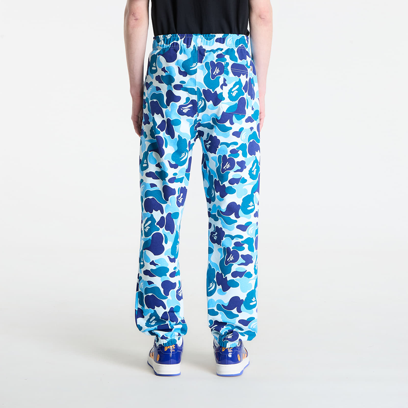 Pantaloni della tuta  A BATHING APE Abc Camo Ape Head One Point Sweatpants Blue