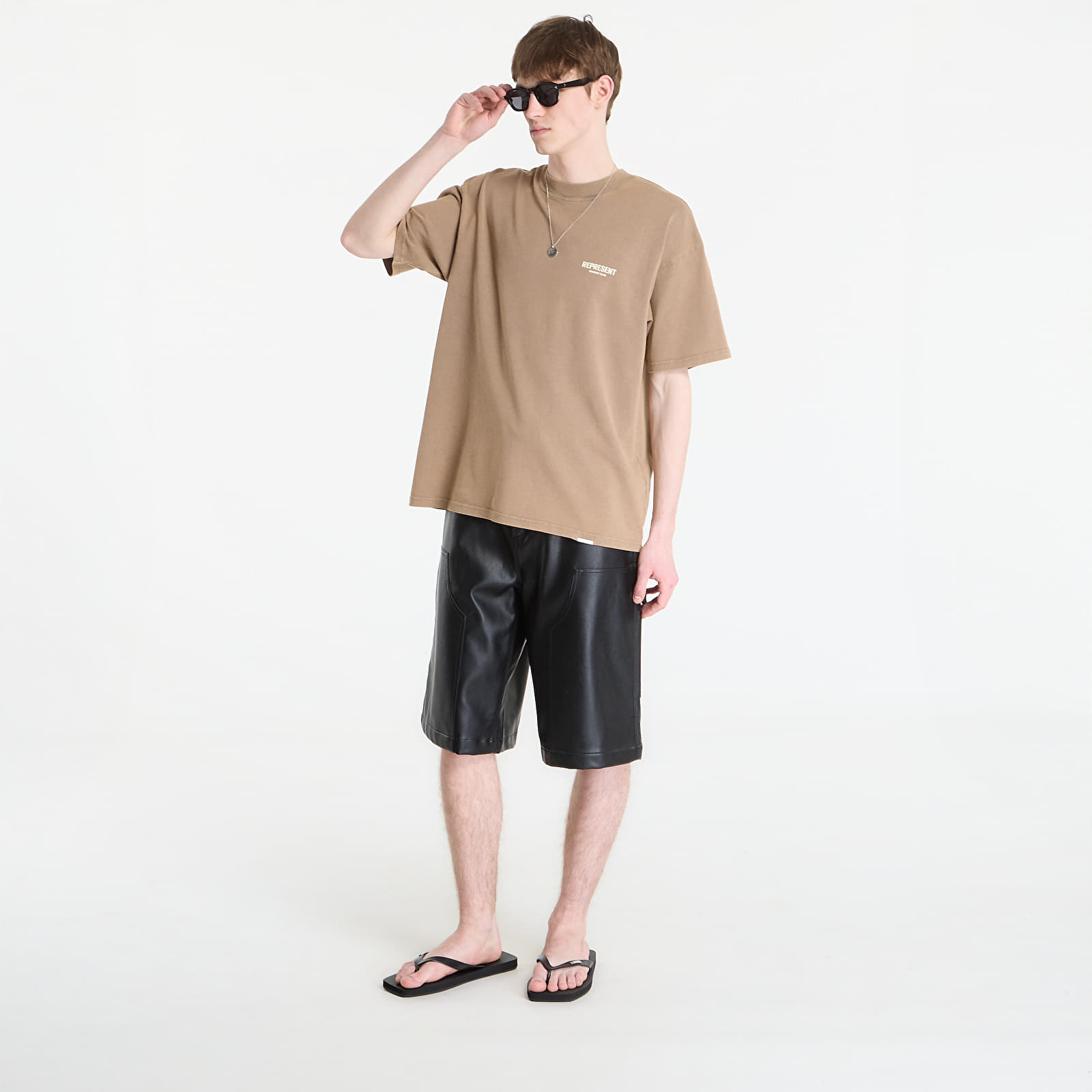 Tričká REPRESENT Owners Club T-Shirt Almond