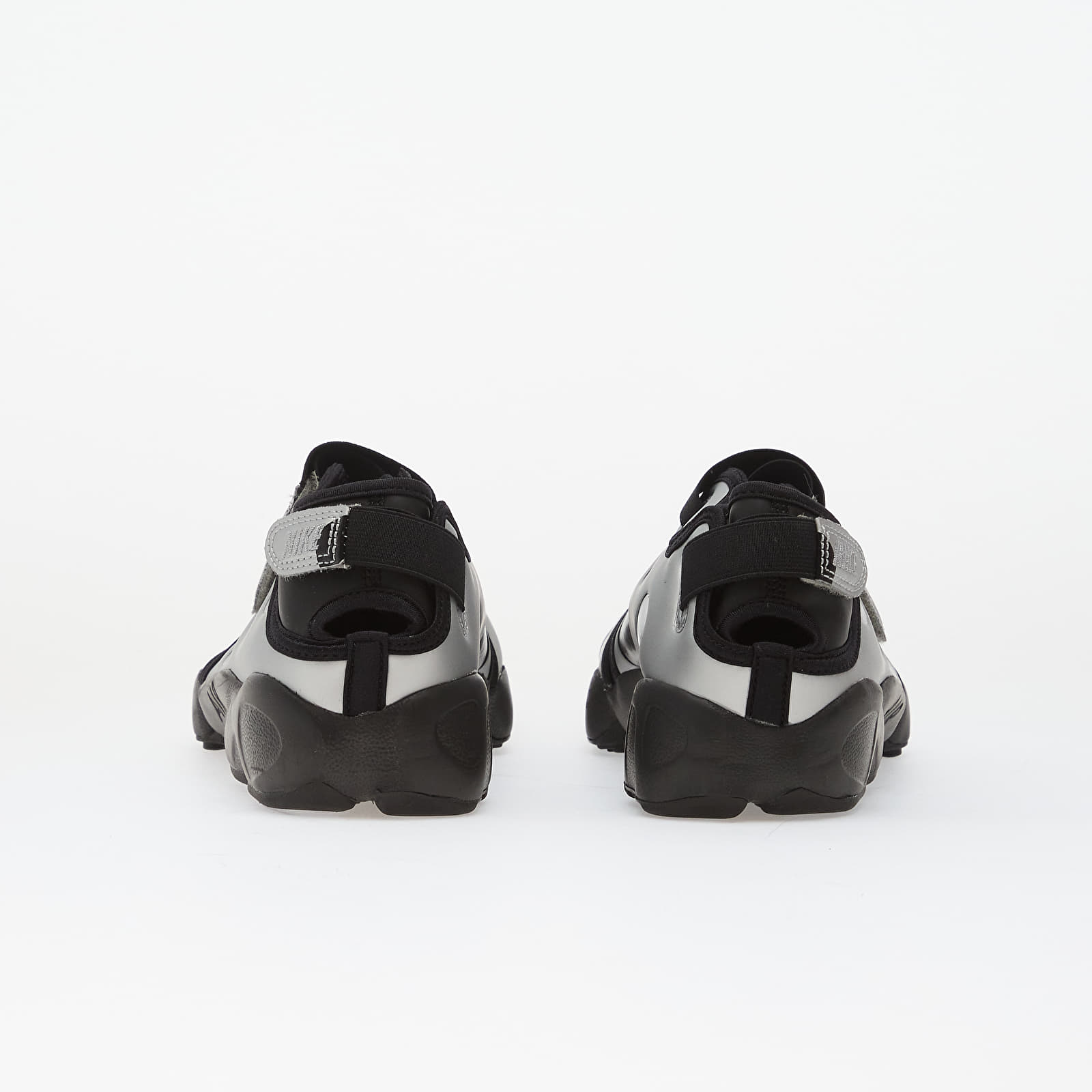 Damen Sneaker und Schuhe Nike Air Rift Dot Black/ Black-Metallic Silver