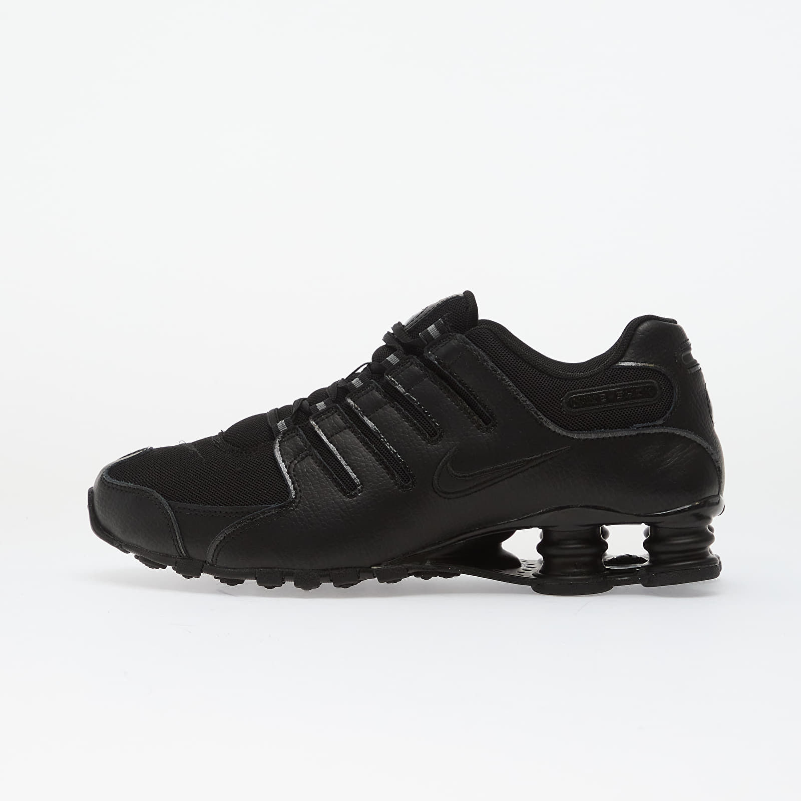 Încălțăminte și sneakerși pentru bărbați Nike Shox Nz Black/ Black-Black