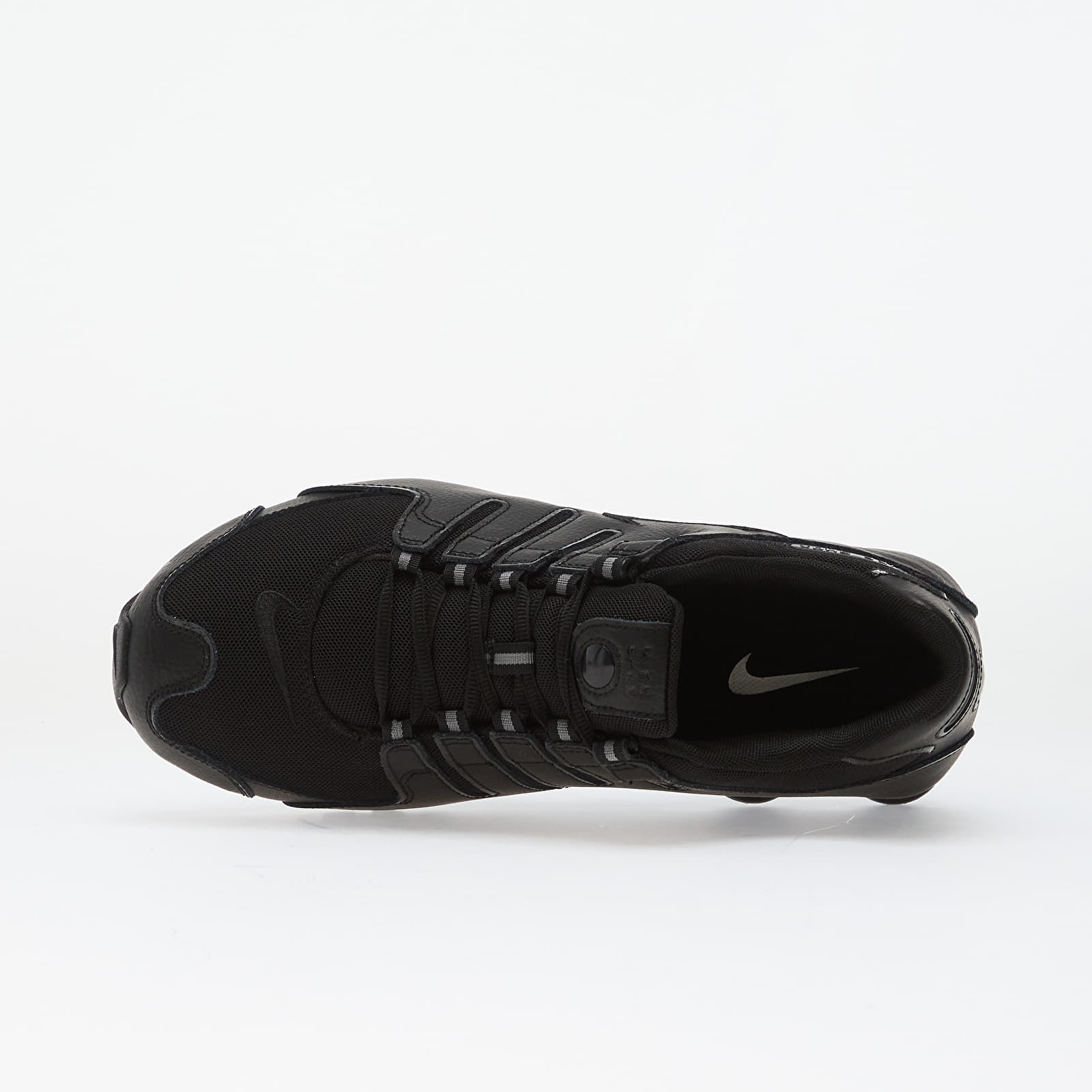 Încălțăminte și sneakerși pentru bărbați Nike Shox Nz Black/ Black-Black