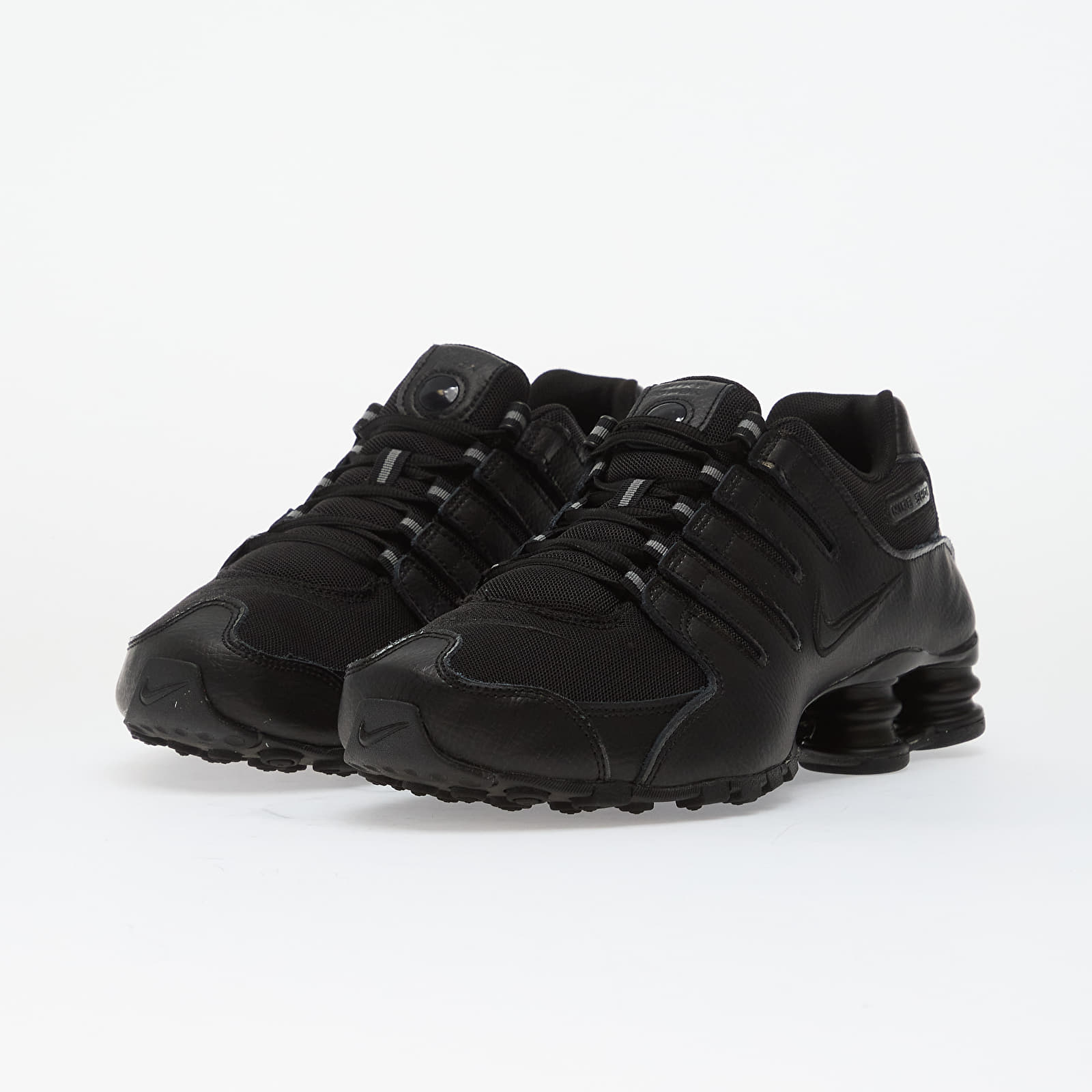 Încălțăminte și sneakerși pentru bărbați Nike Shox Nz Black/ Black-Black