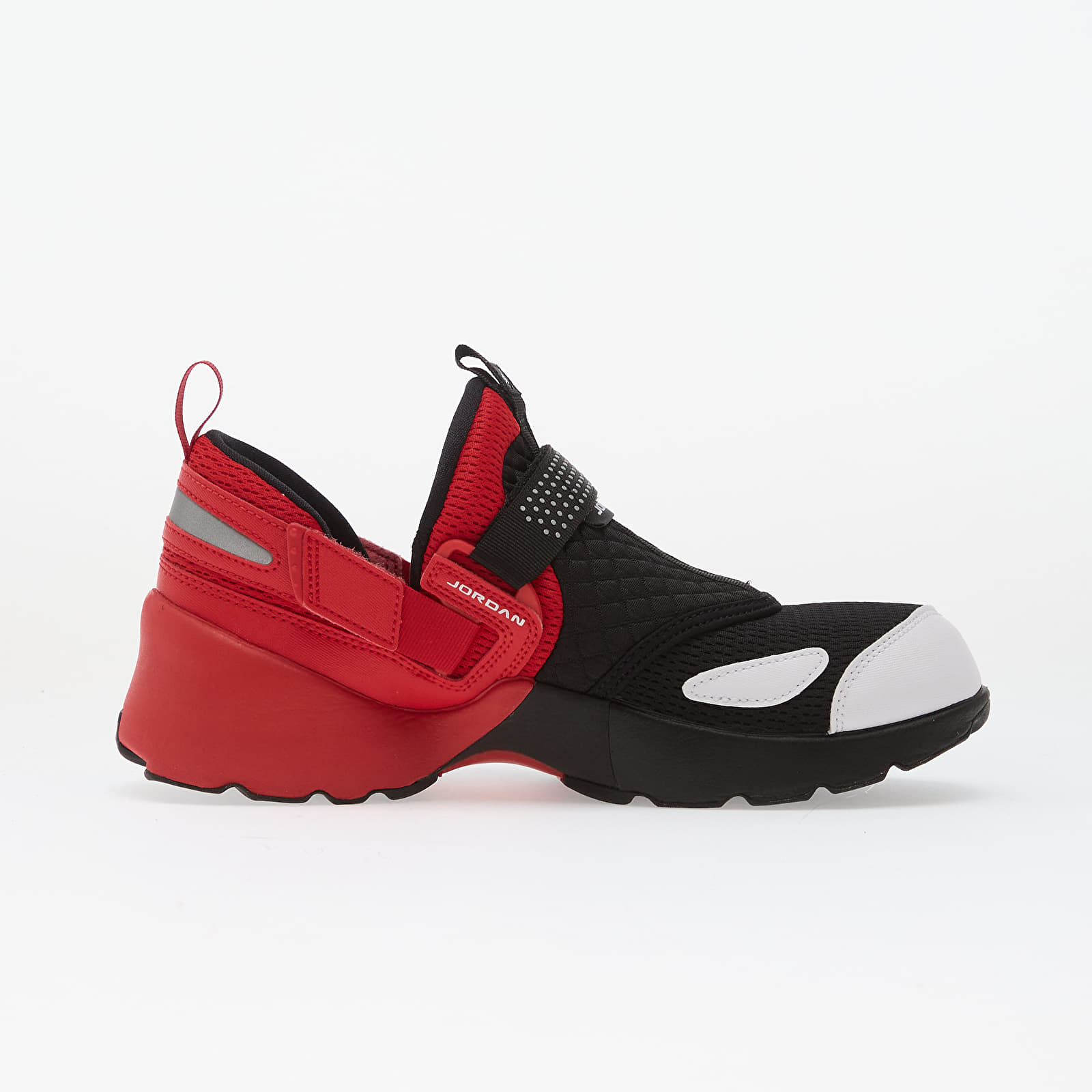 Damen Sneaker und Schuhe Jordan Trunner Lx Black/ Sail-University Red