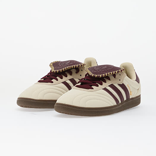 adidas gazelle silver green womens Adidas Samba OG In Maroon