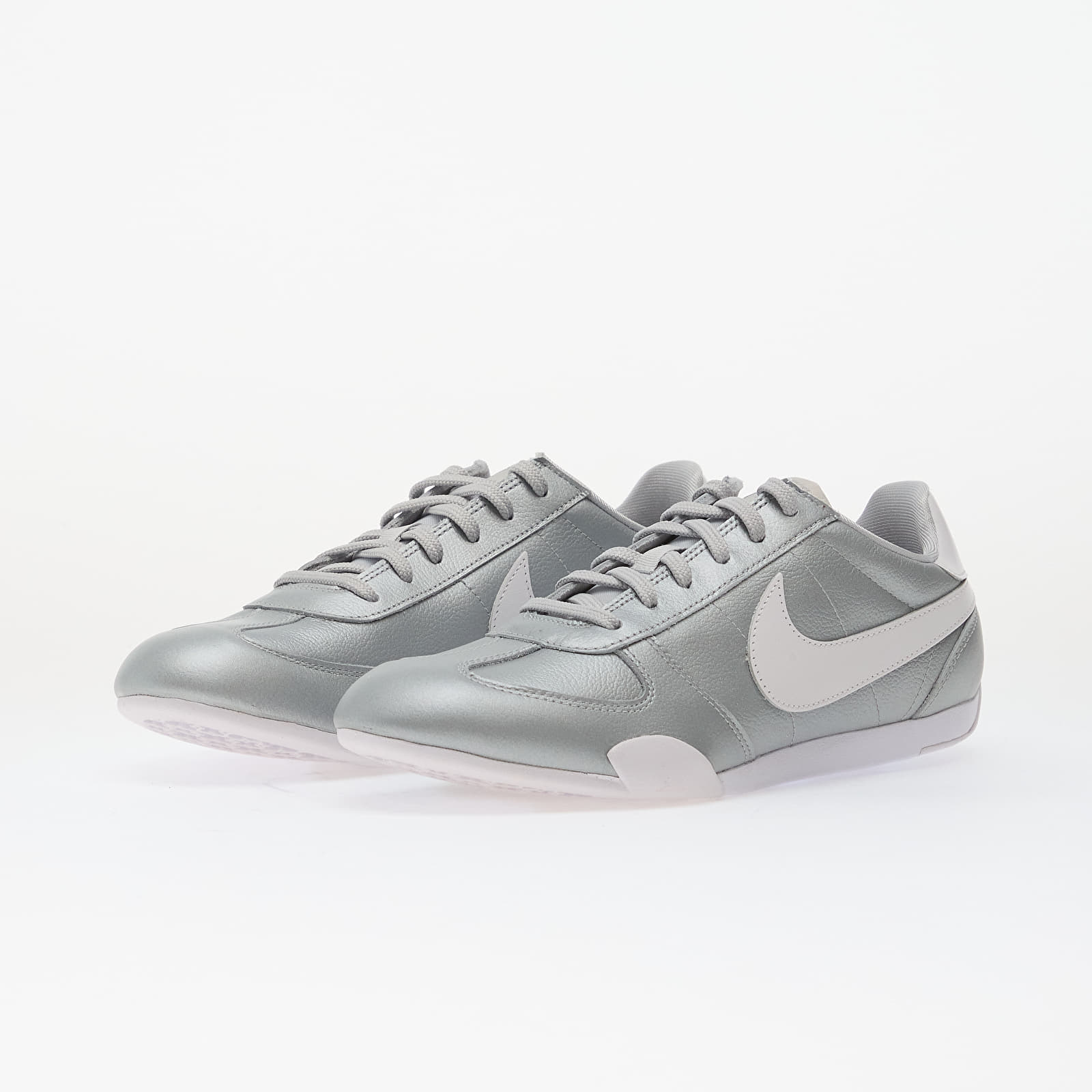Ženski čevlji Nike Sprint Sister Metallic Silver/ White-Grey Fog-White