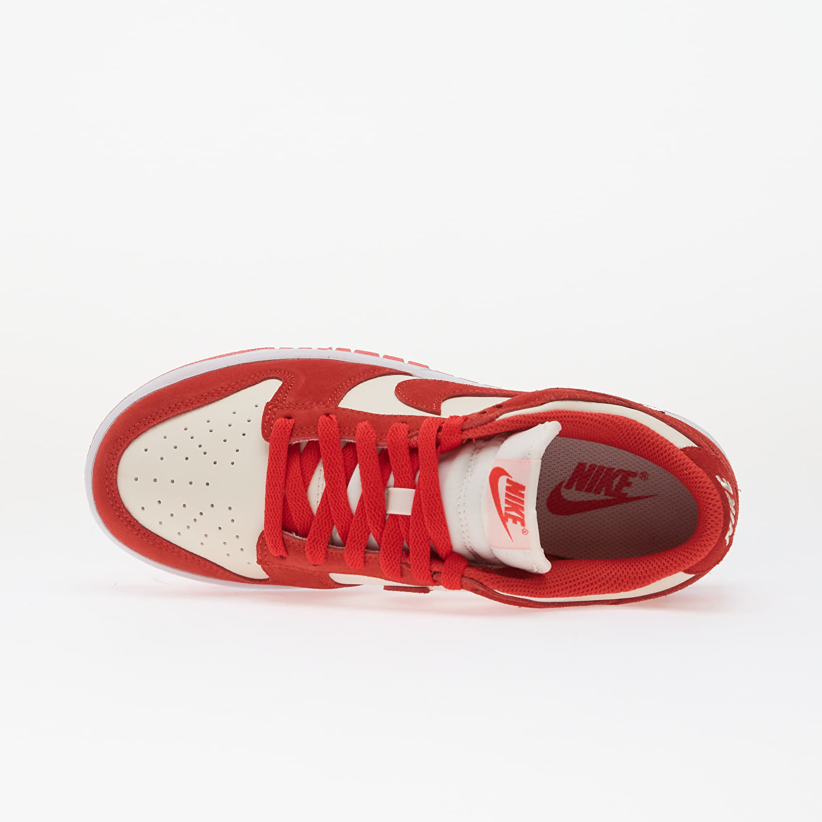 Ženski čevlji Nike Dunk Low Sail/ Lt Crimson-White-Metallic Silver