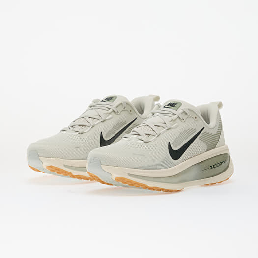 Nike Vomero 18 Spruce Aura/ Black Spruce-Jade Horizon | Footshop