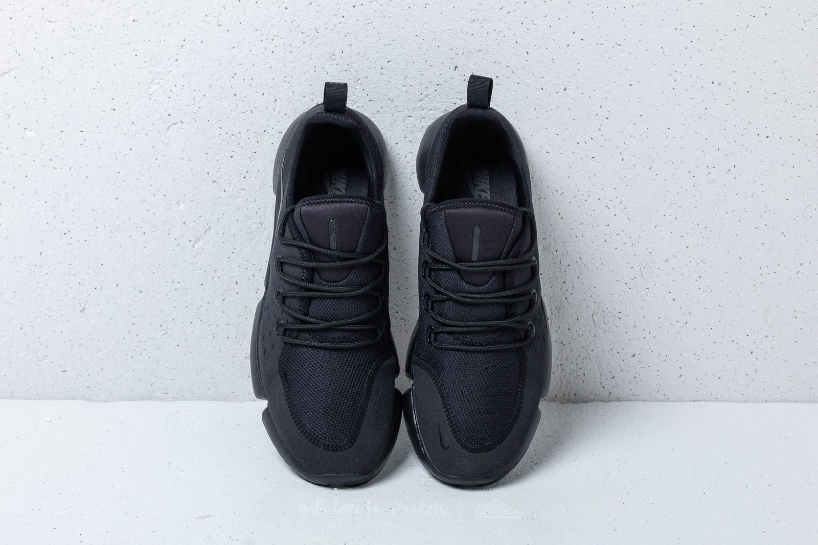 Tênis nike pocket fly preto 2025