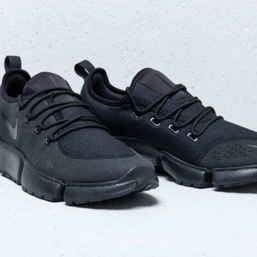 Men s shoes Nike Pocket Fly DM Black Black Black Footshop