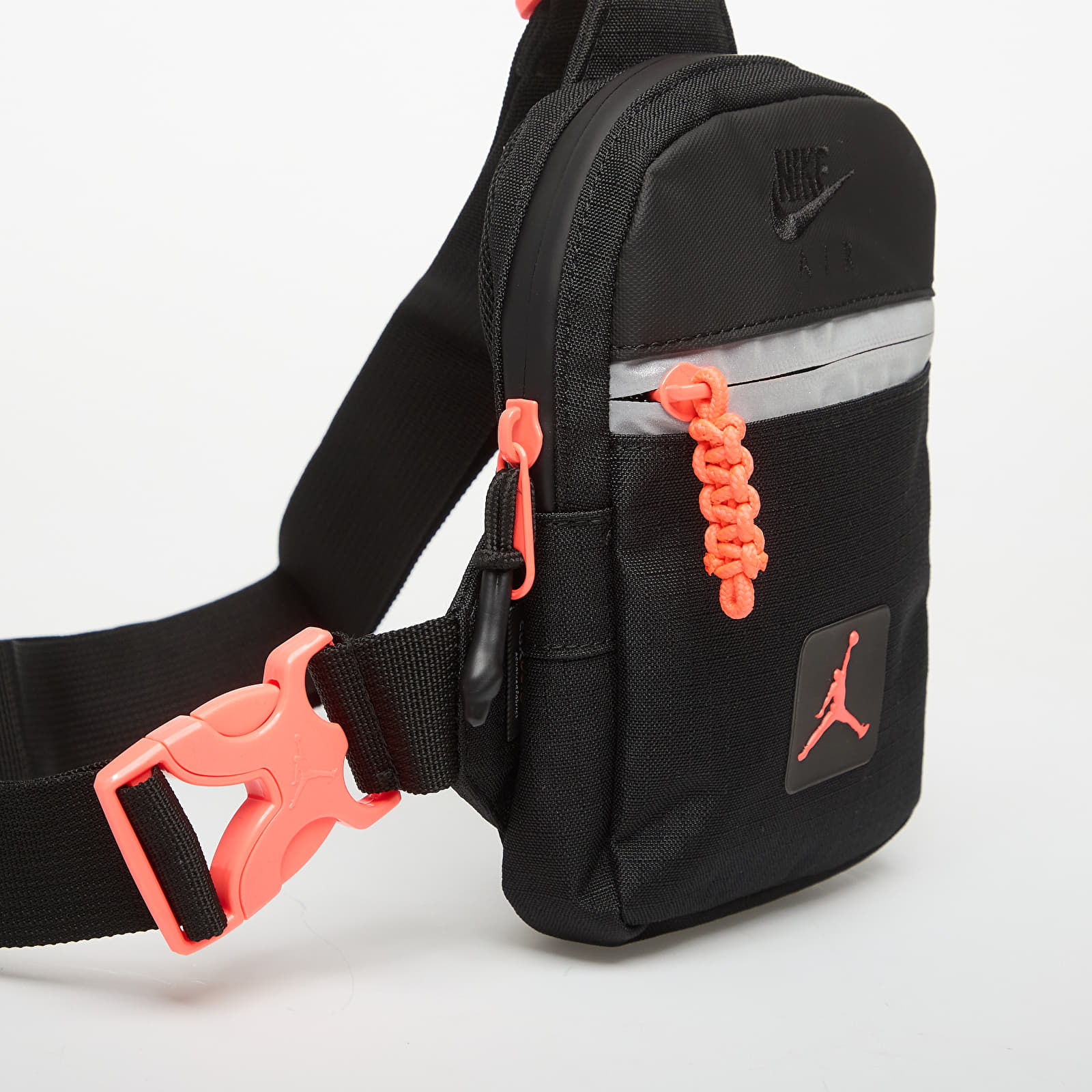 Torbe oko struka Jordan Jam Cordura Franchise Sling Black/ Infrared