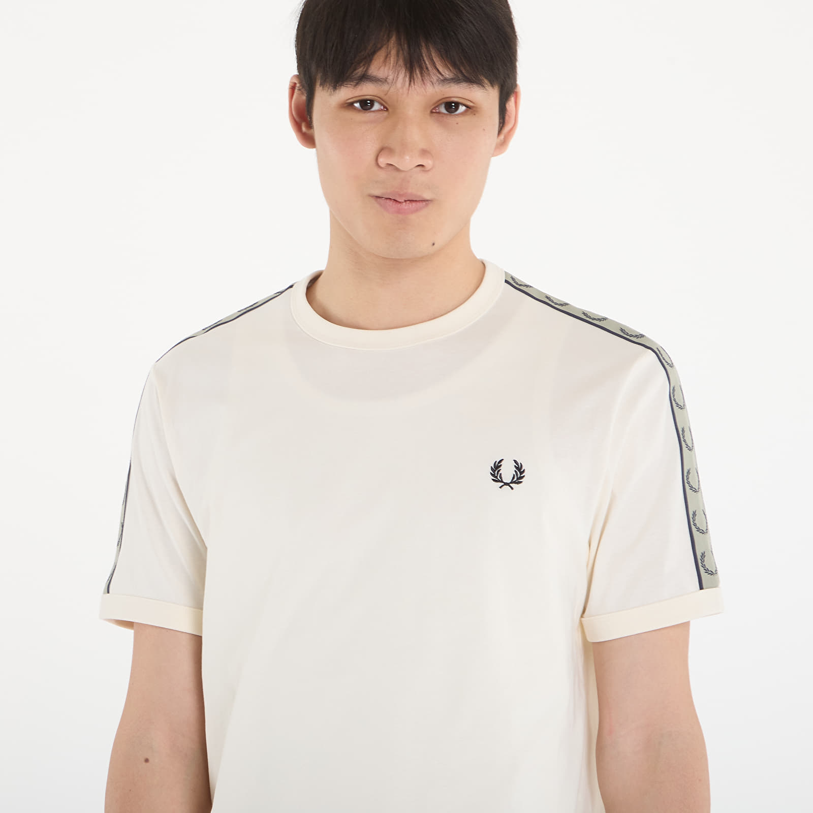 Moške majice FRED PERRY Contrast Tape Ringer T-Shirt Ecru/ Navy