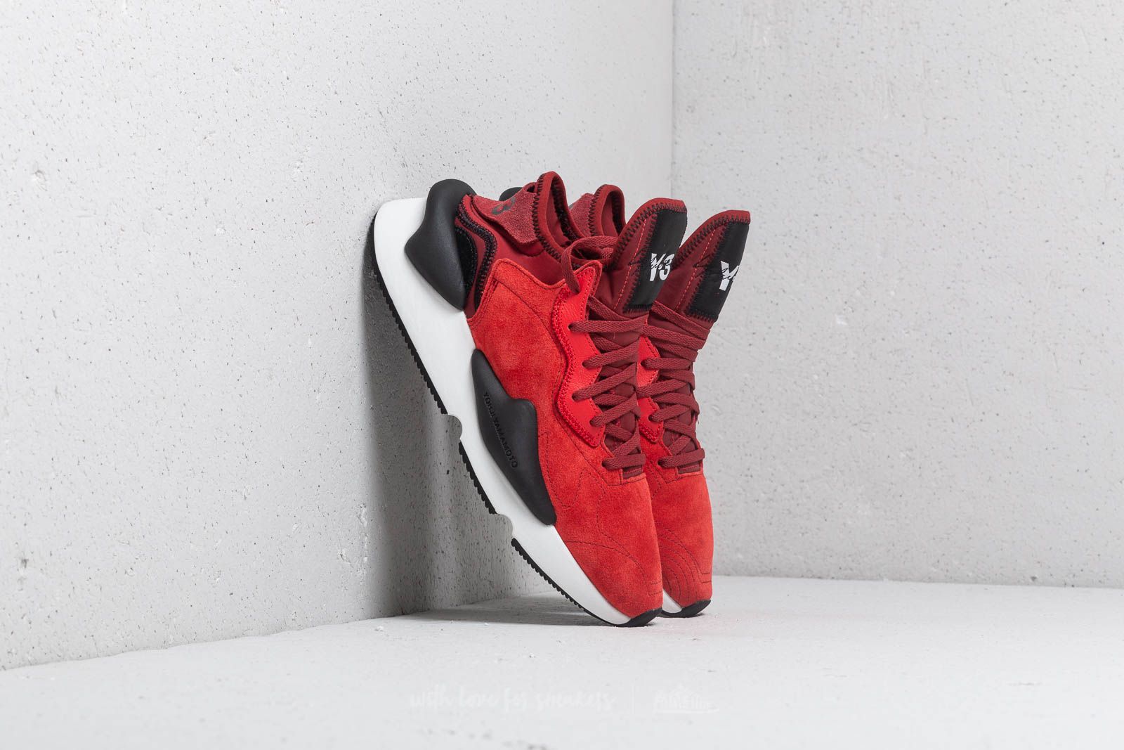 Y3 red shoes top