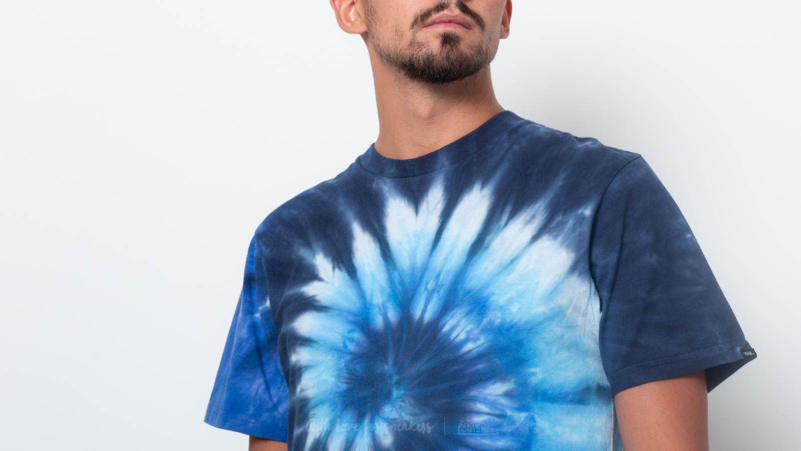 T shirts Vans x Disney Mickey s 9 Fantasia Tee Blue Footshop