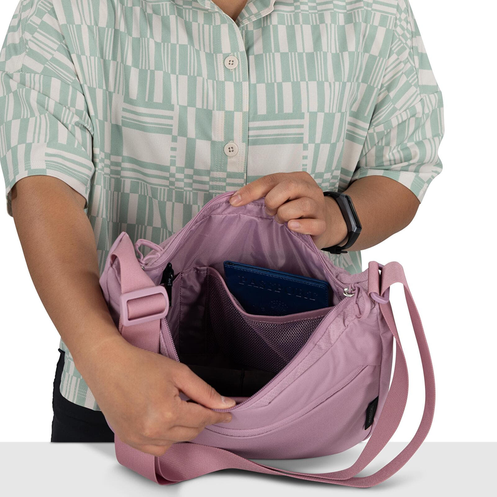 Umhängetaschen für Männer Osprey Daylite Crossbody Pouch Iris Pink