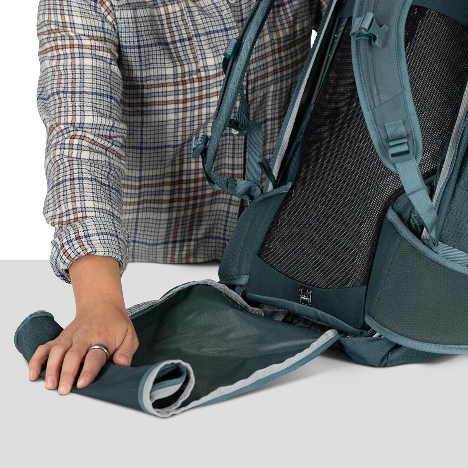 Sieviešu mugursoma Osprey Fairview 70 Cascade Blue/ Torrent Blue