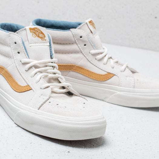Snow white vans hotsell