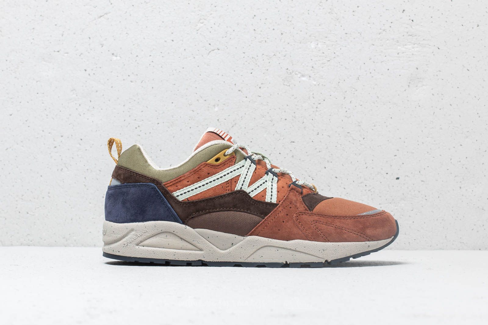 Men's shoes Karhu Fusion 2.0 "Ruska Pack Two" Turtoise Shell/ Bracken