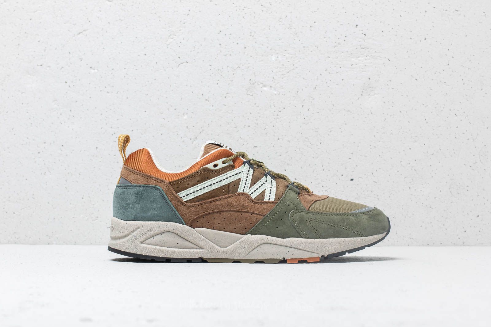Men's shoes Karhu Fusion 2.0 "Ruska Pack Two" Butternut/ Capoulet Olive