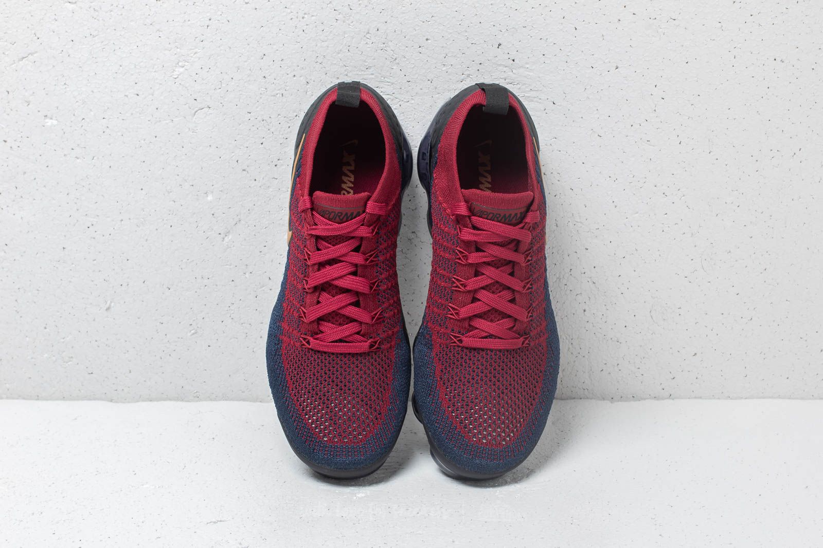 Nike vapormax flyknit sale 2 team red obsidian