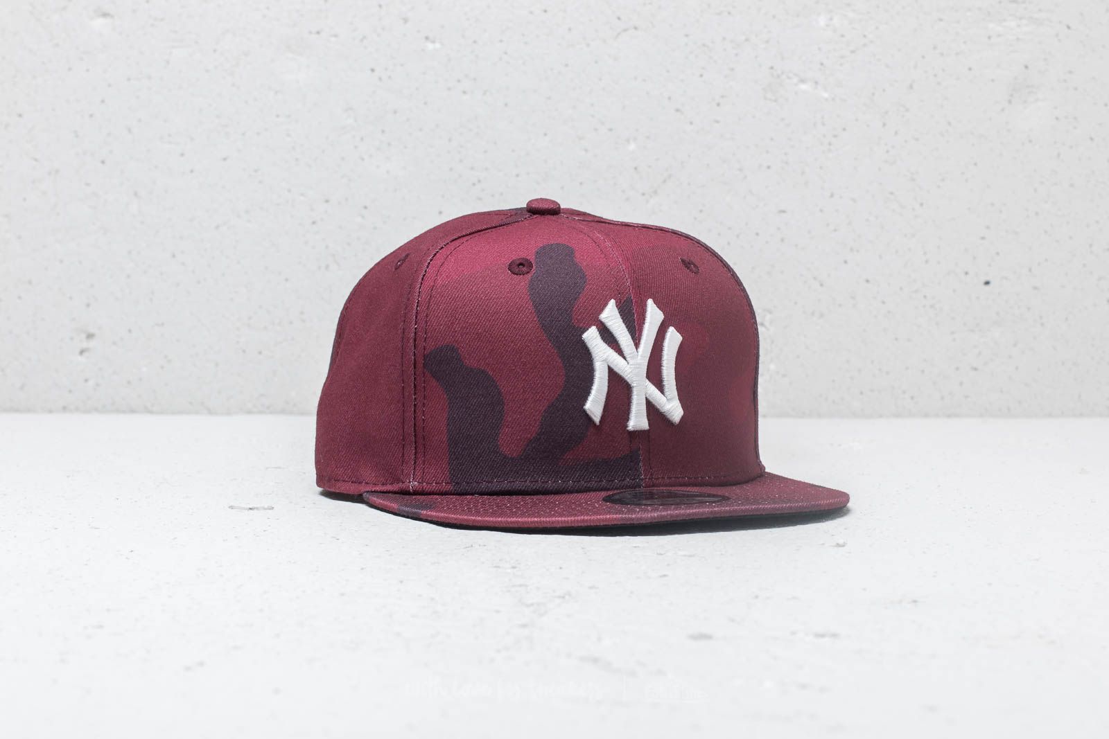 Snapback New Era 9Fifty MLB New New York Yankees Cap Red Camo