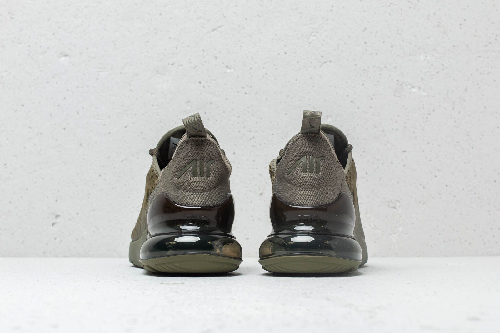 Women s shoes Nike Air Max 270 GS Medium Olive Newsprint
