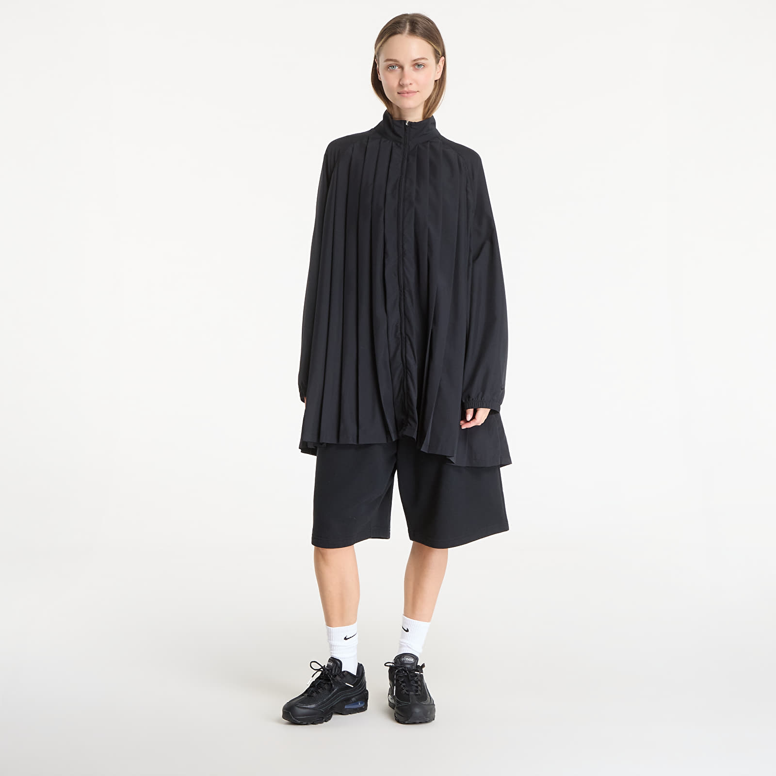 Klänning Nike Sportswear Women's Oversized Long-Sleeve Pleated Mini Dress Black/ Black