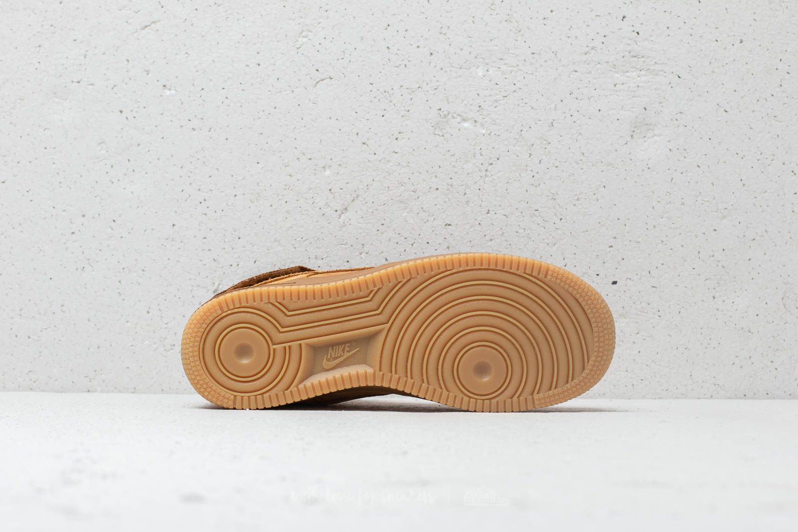 Încălțăminte și sneakerși pentru femei Nike Air Force 1 High LV8 (GS) Wheat/ Wheat-Gum Light Brown