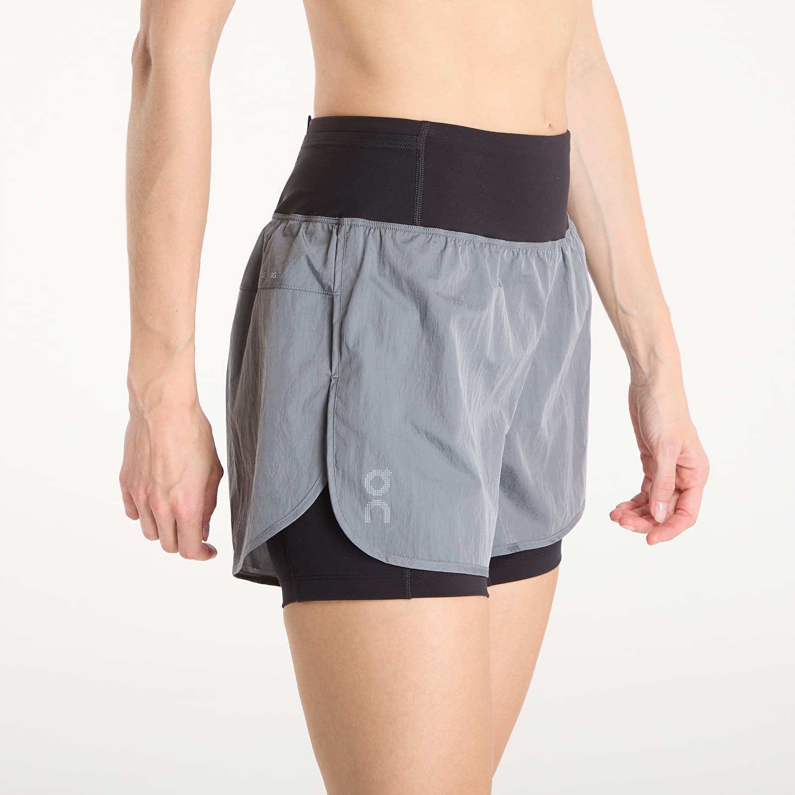 T-shirts til kvinder On Performance Volt Shorts Glacier