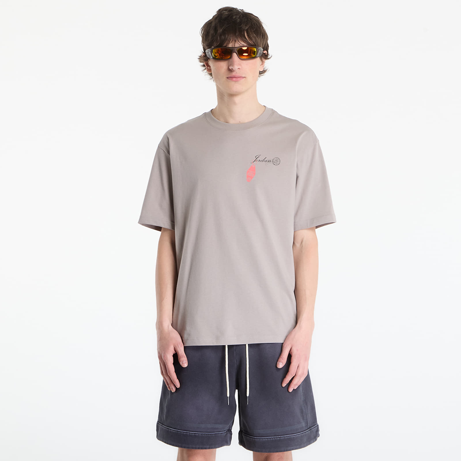 T-shirts Jordan Men's Graphic T-Shirt Enigma Stone/ Infrared 23