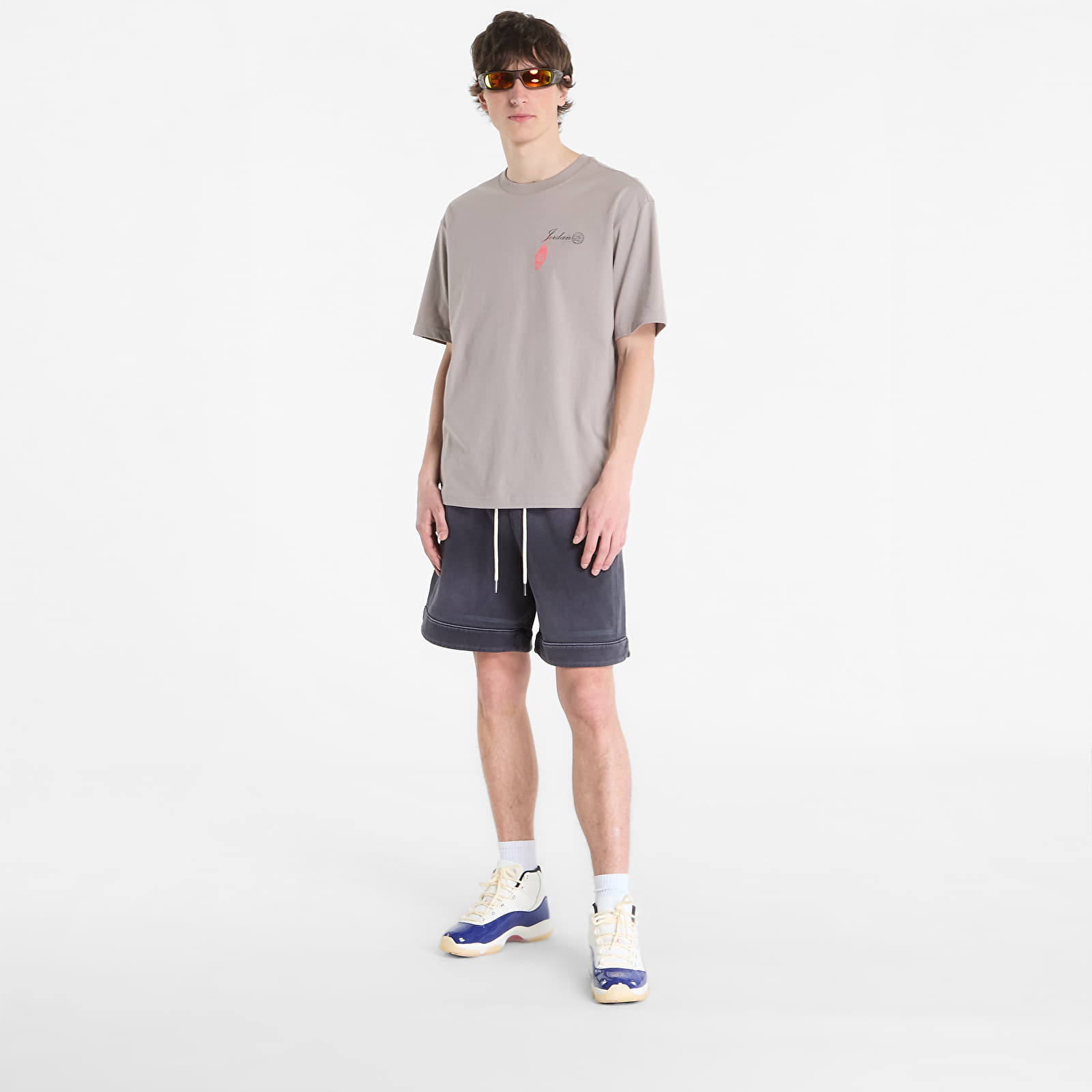T-shirts Jordan Men's Graphic T-Shirt Enigma Stone/ Infrared 23