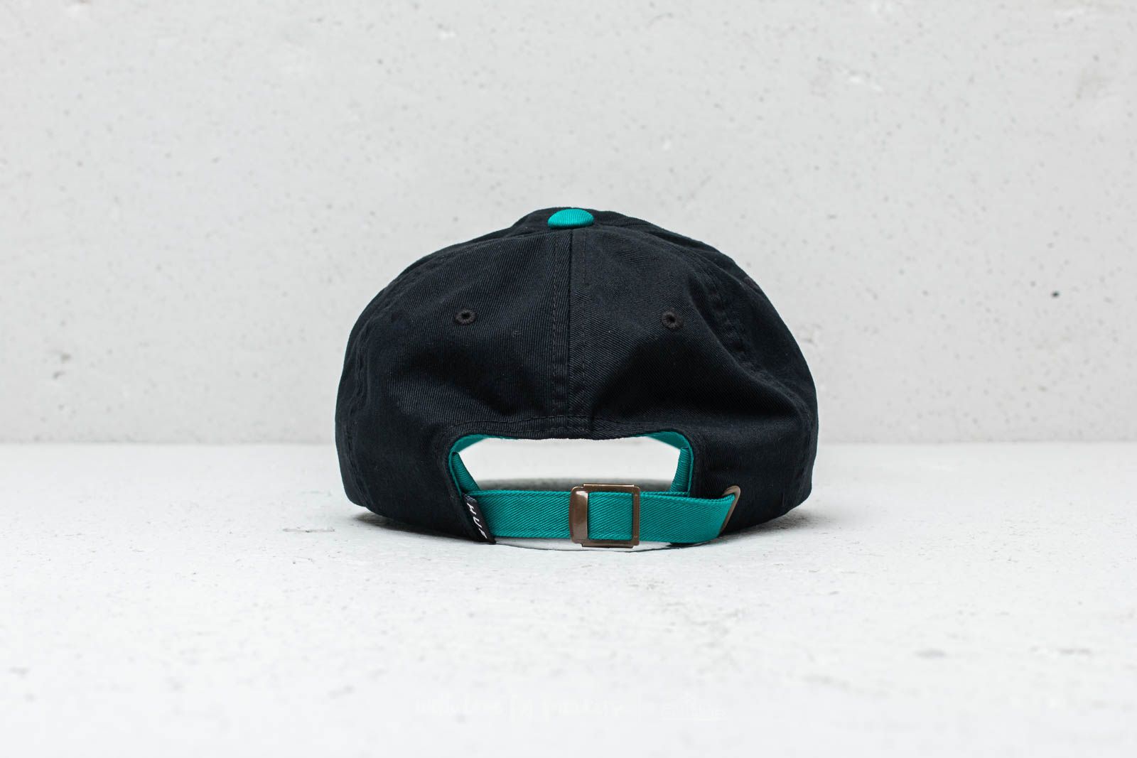 Kšiltovky HUF Worldwide CV 6 Panel Cap Black