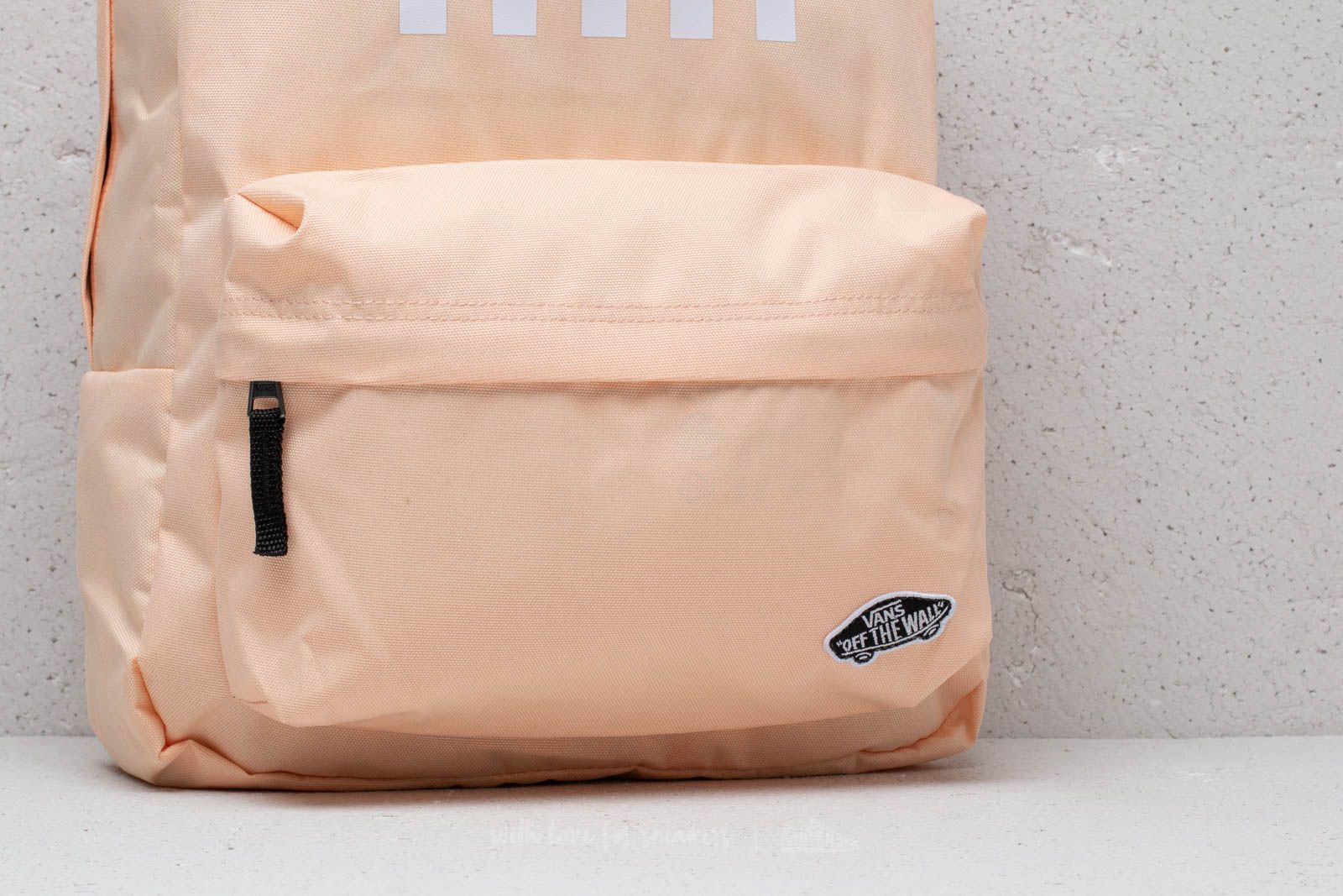 Vans realm backpack bleached apricot top