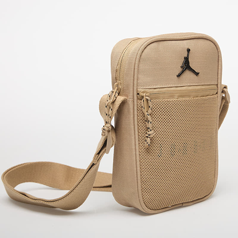 Jordan Blacktop Festival Bag Desert Camo | Footshop