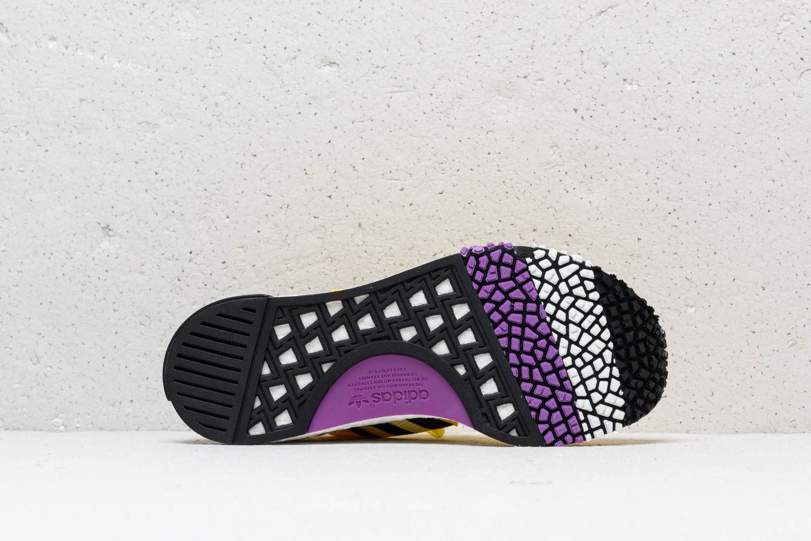 Nmd racer primeknit solar top pink