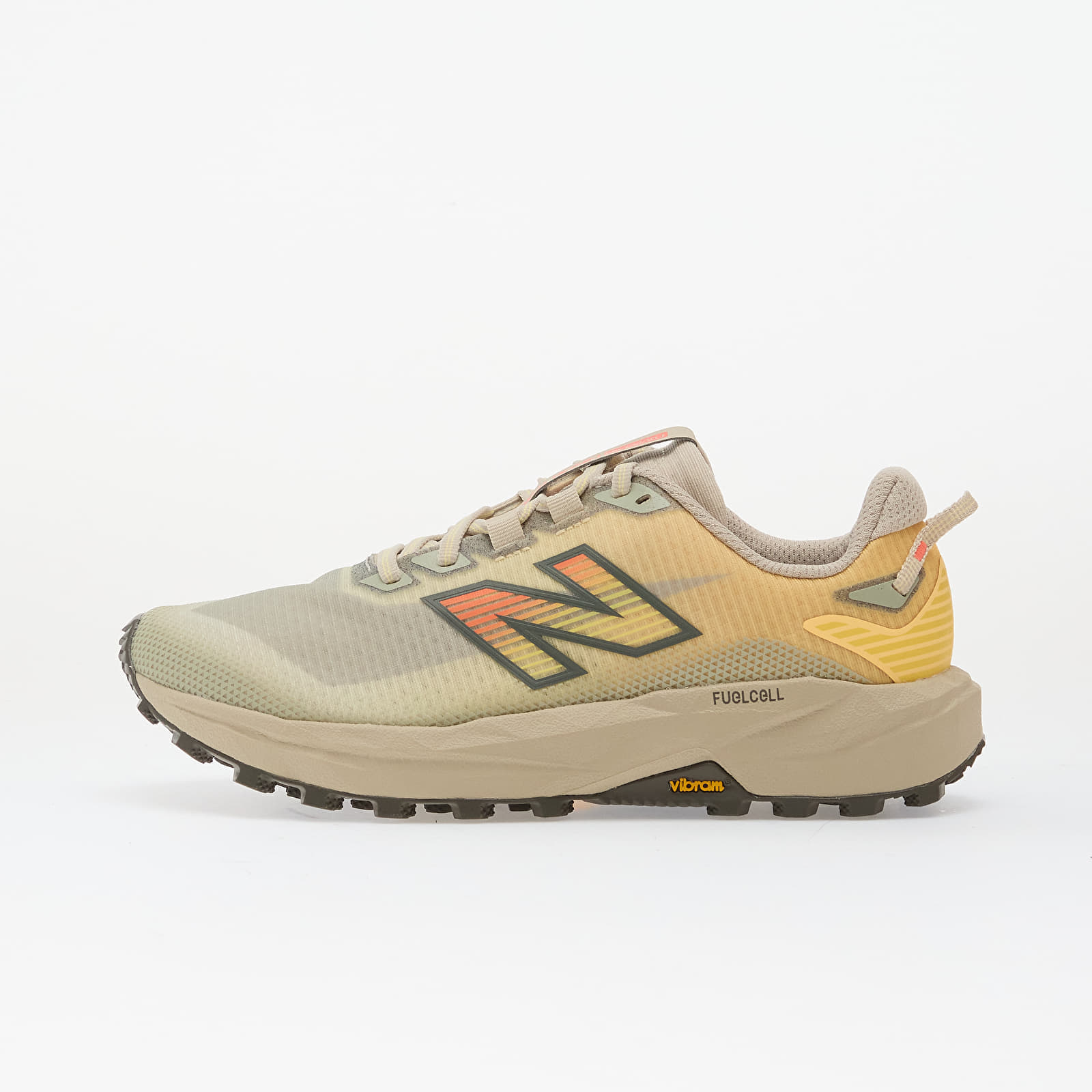 Сникърси New Balance FuelCell Rebel Trail White Peach/ Timberwolf EUR 41