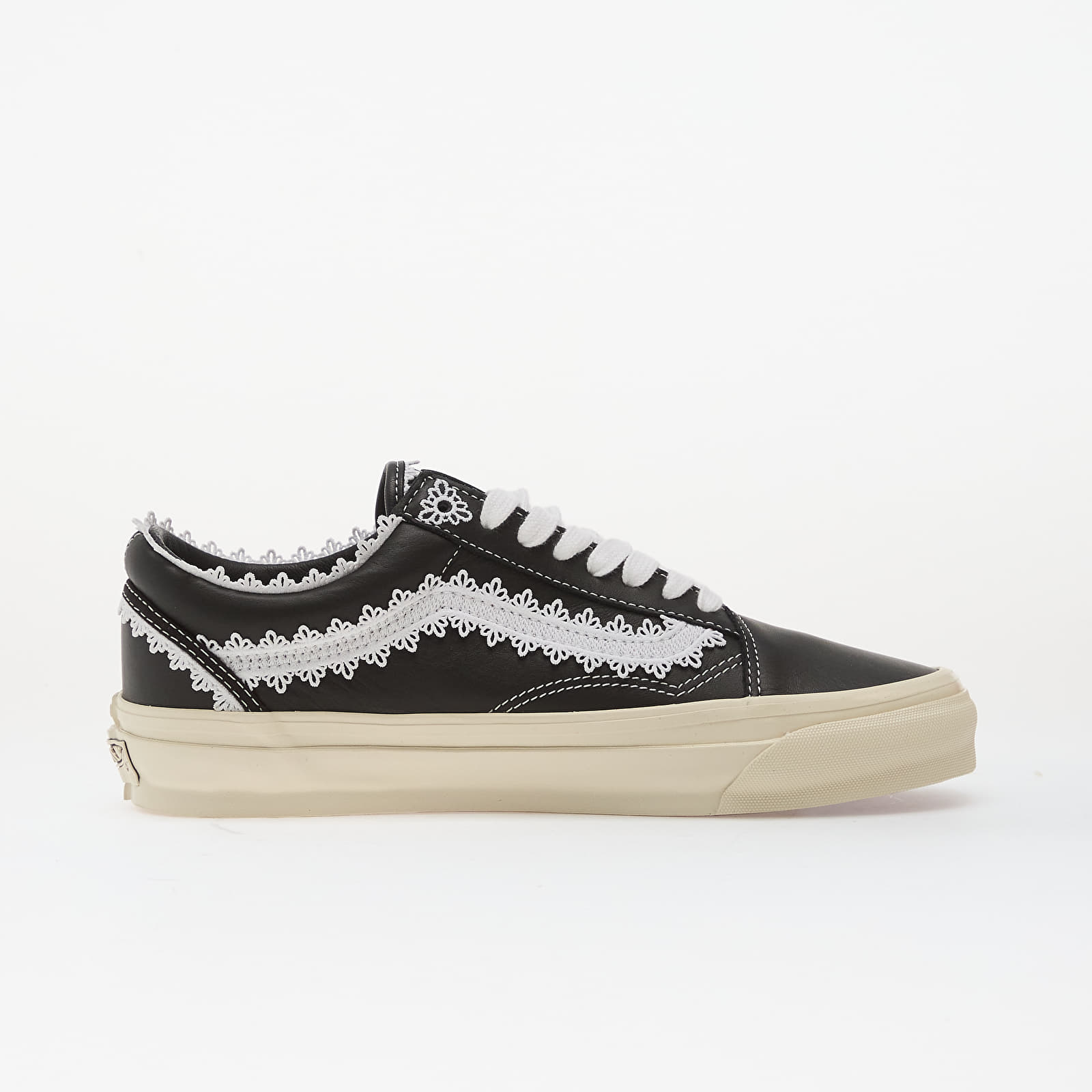 Herren Sneaker und Schuhe Vans LX Old Skool Coquette Black/ White