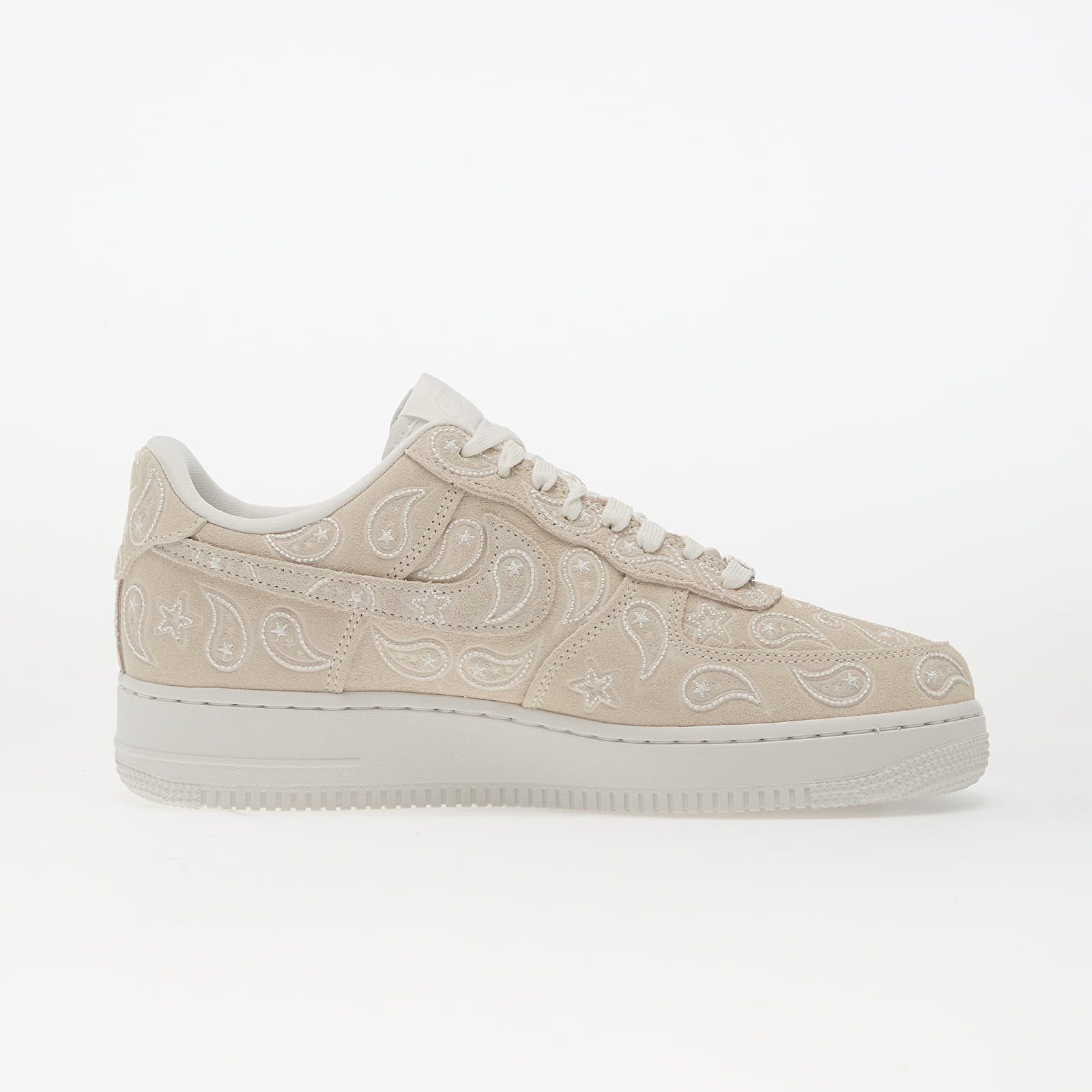 Мужская обувь Nike Air Force 1 '07 Lv8 Summit White/ Summit White