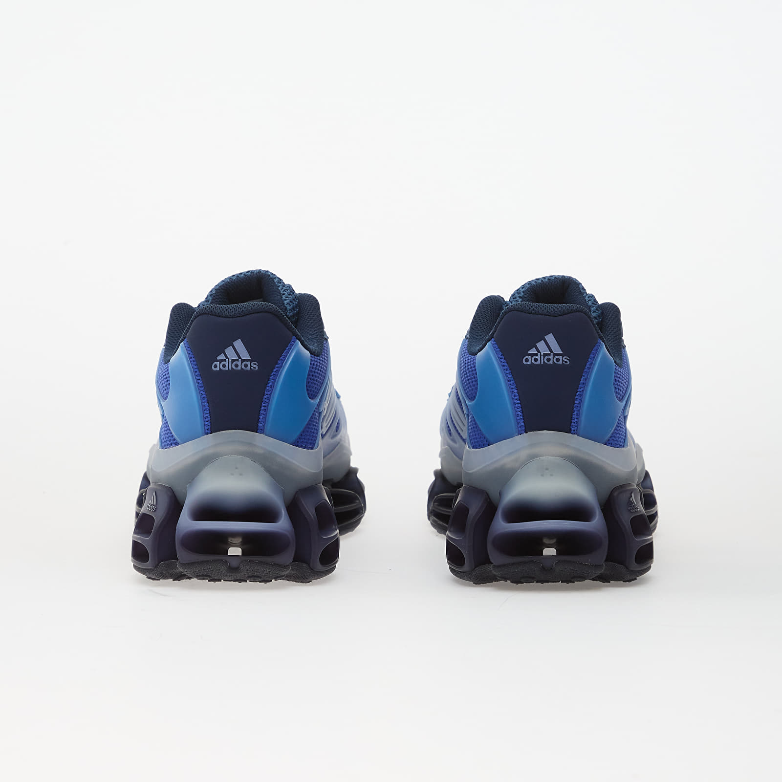 Skor för män adidas Megaride Ag Hi-Res Blue/ Ash Blue/ Core Black