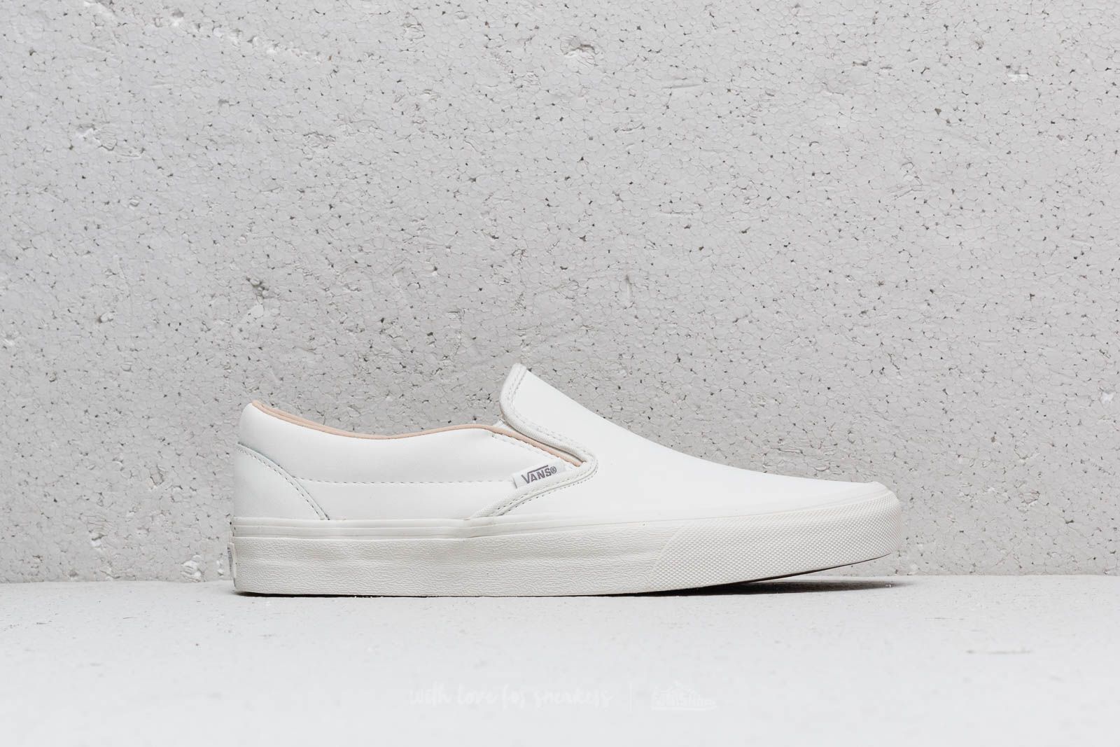 Men s shoes Vans Classic Slip On Vansbuck Blanc de Blanc Footshop