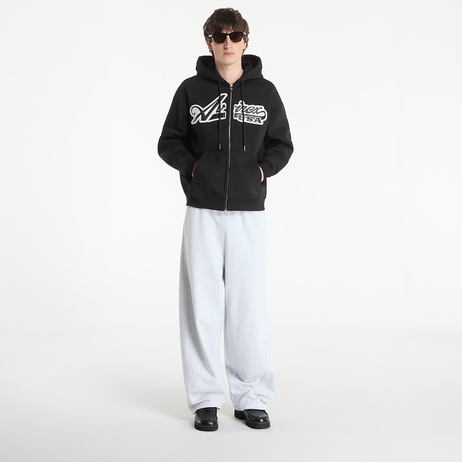 Sweatjacken und Sweatshirts Avirex Script Hoodie Black