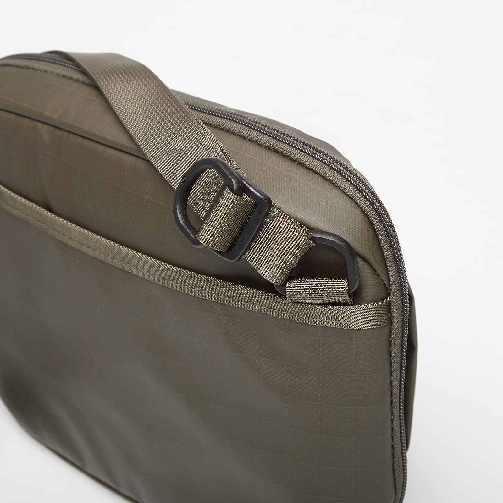 Hippe vesker The North Face Bcv Pro Sling New Taupe Green/ TNF Black