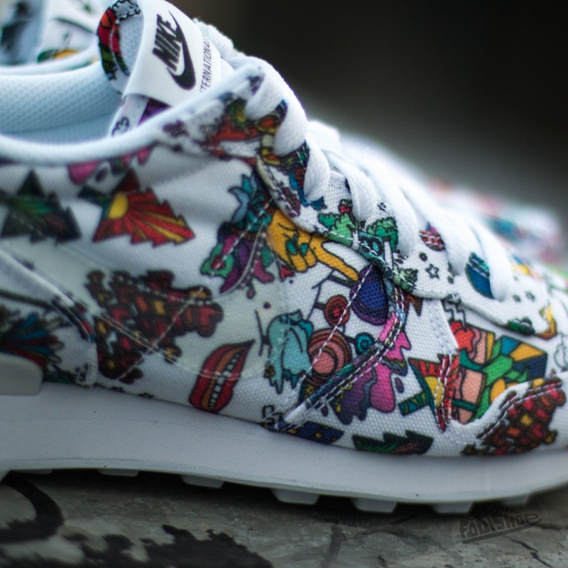 Women's shoes Nike Wmns Internationalist QS White/Clear-Black