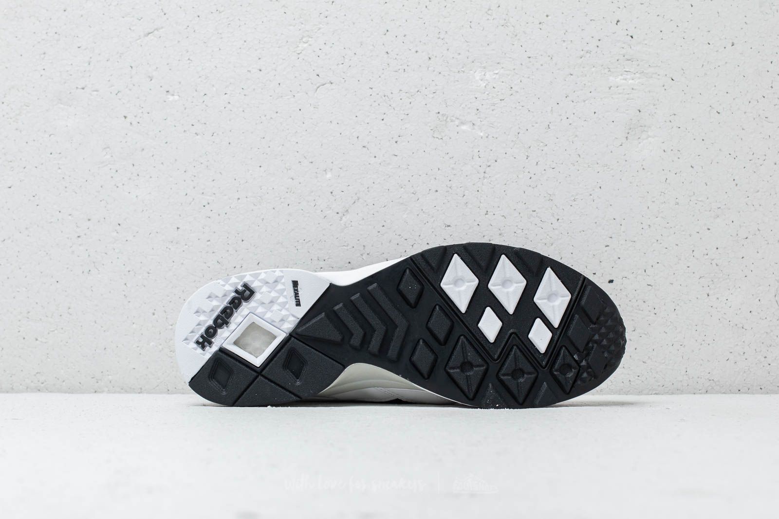 Herren Sneaker und Schuhe Reebok Aztrek Unisex White/ Black/ Excellent Red