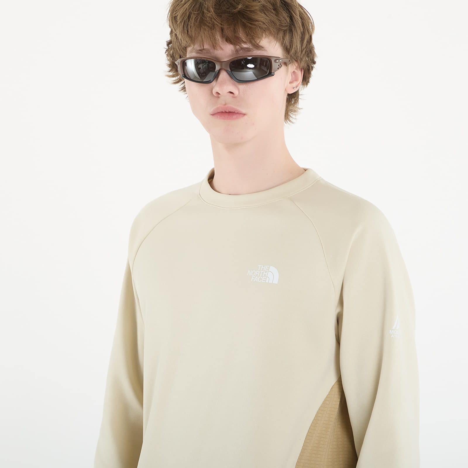 Суичърти The North Face M Mountain Athletics Fleece Crew Desert Stone/ Khaki Stone