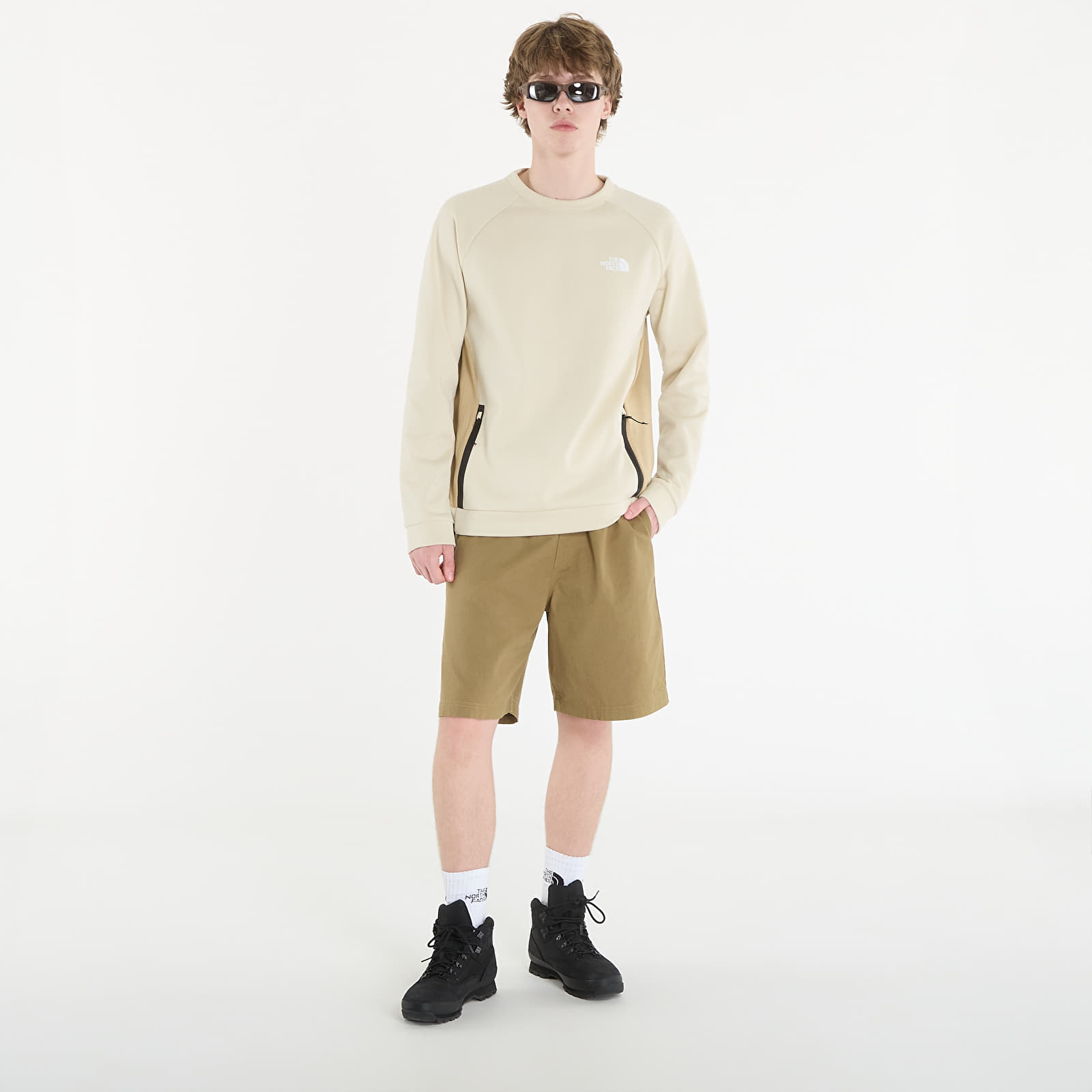 Суичърти The North Face M Mountain Athletics Fleece Crew Desert Stone/ Khaki Stone
