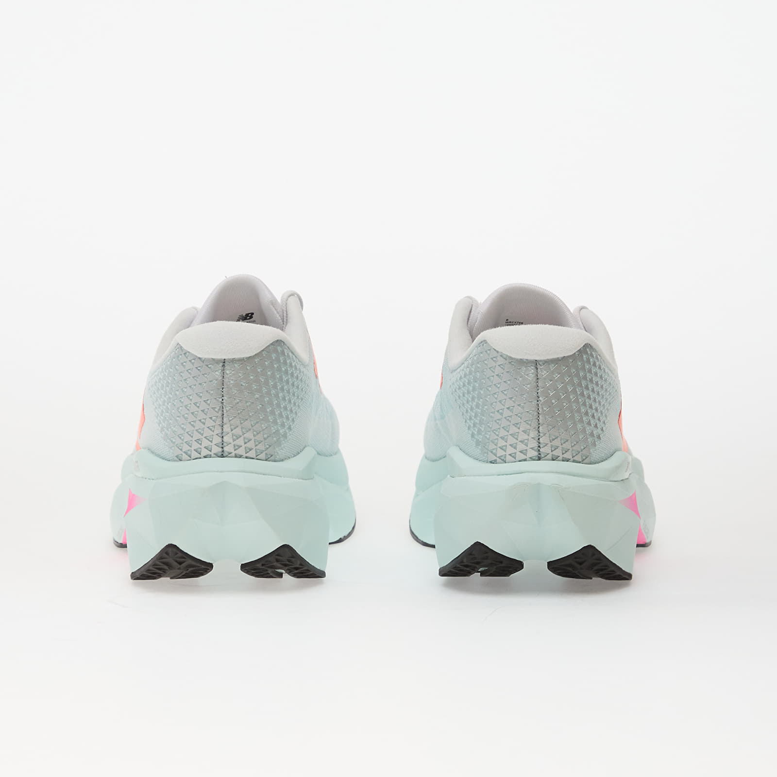 Dámske topánky a tenisky New Balance FuelCell SuperComp Trainer v3 Glint Blue/ Daybreak