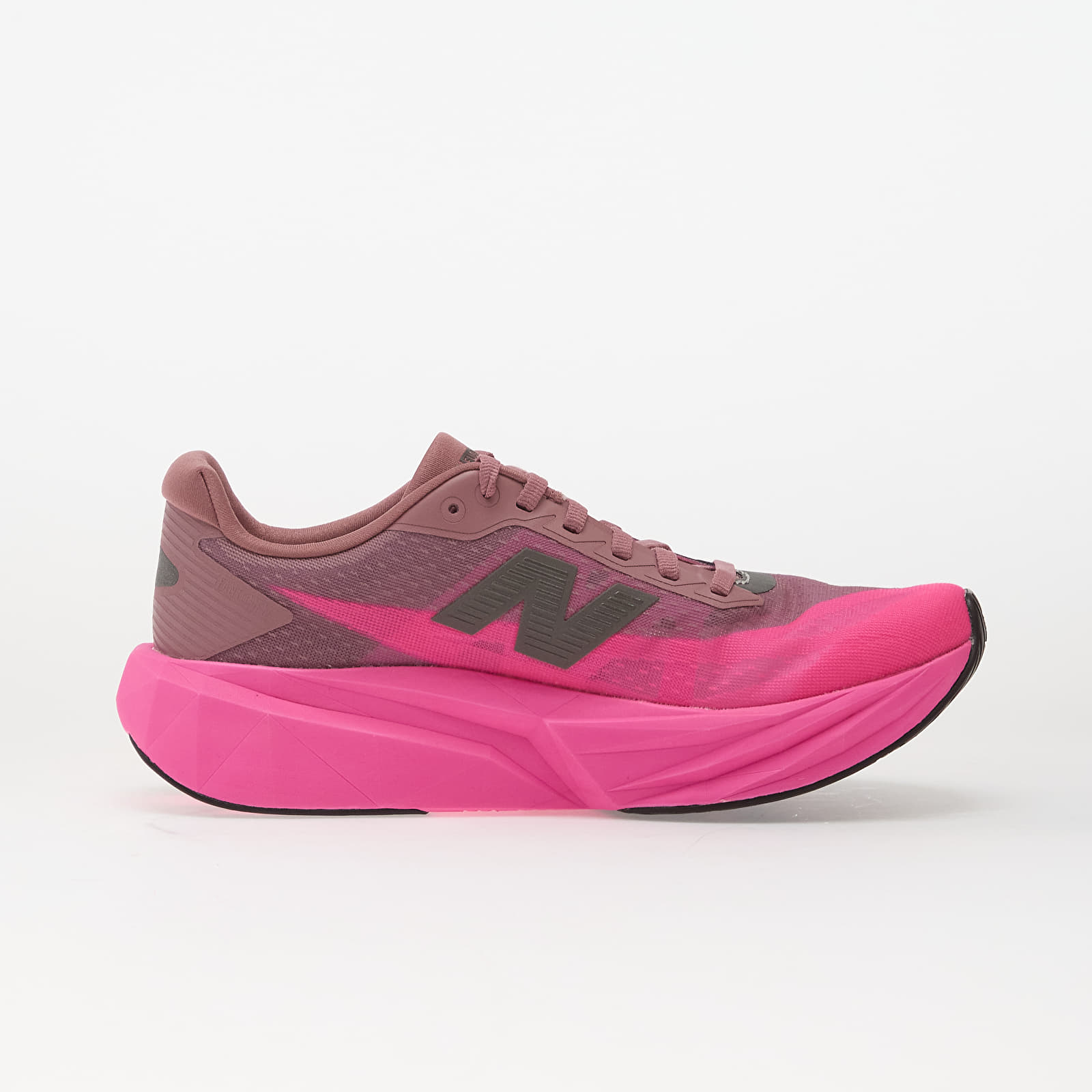 Damesko New Balance FuelCell Rebel v5 Pink Heat/ Rosewood