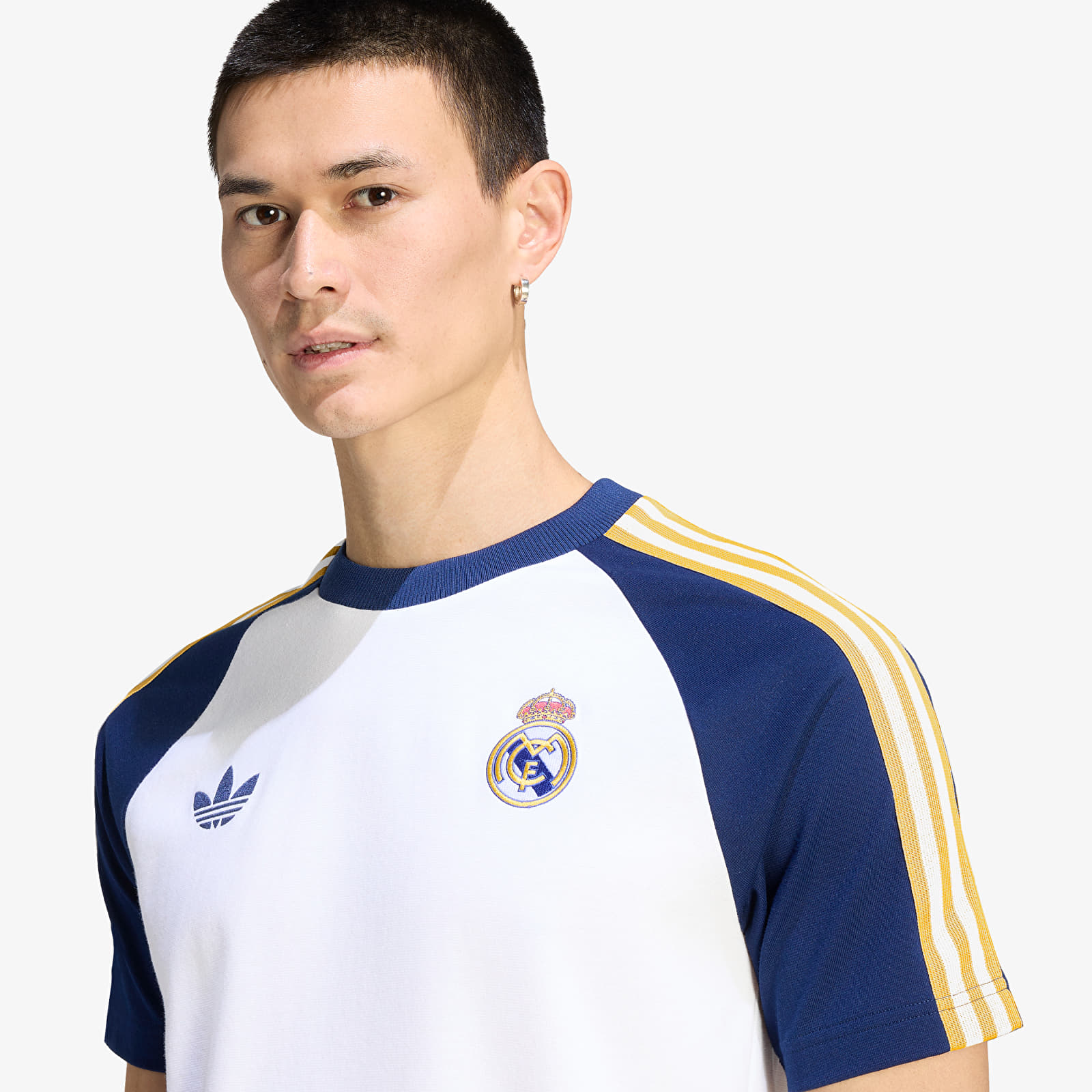 T-shirts adidas Real Madrid Originals T-Shirt White/ Dark Blue