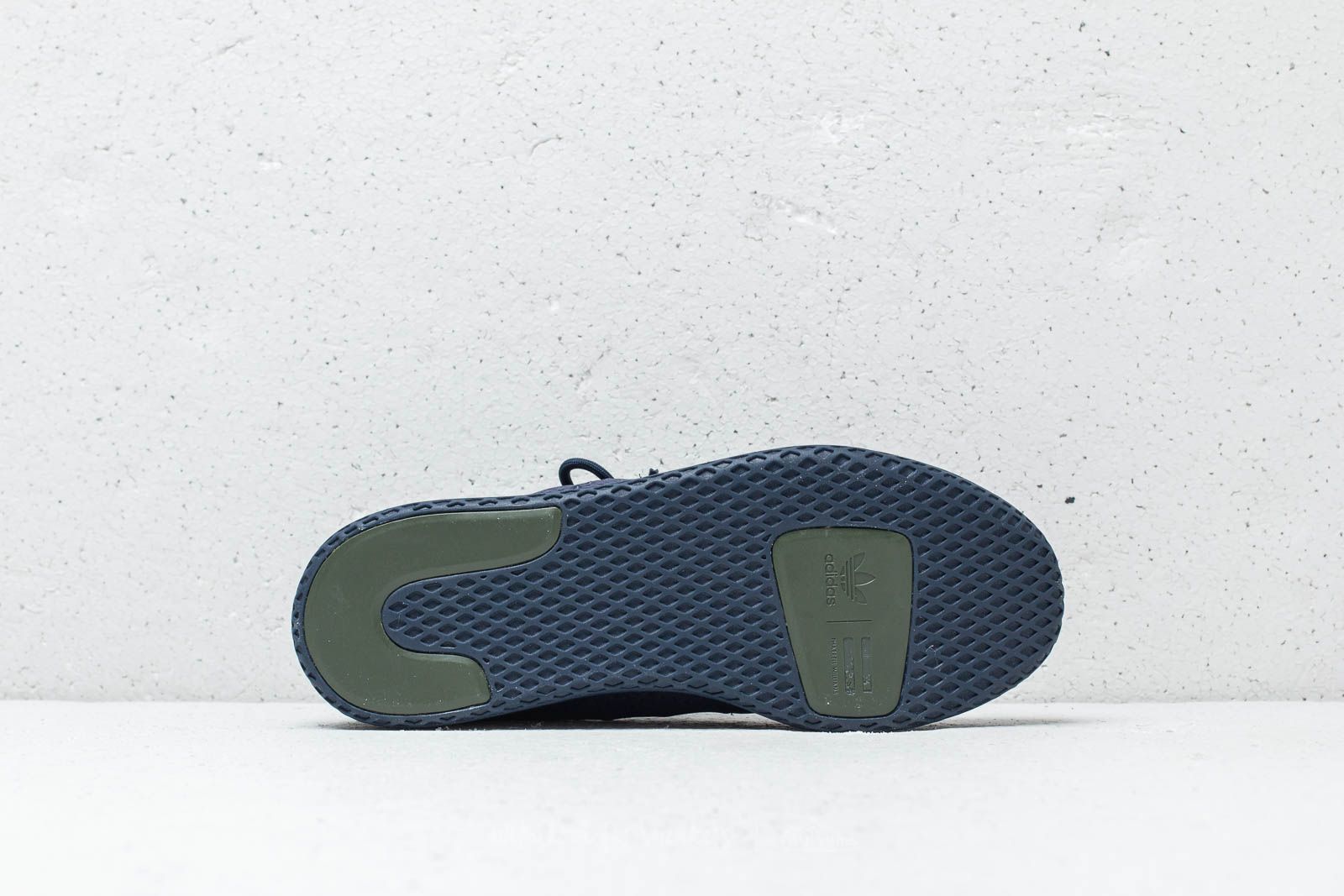 Vaikų sportbačiai ir batai adidas x Pharrell Williams Tennis HU J Collegiate Navy/ Collegiate Navy/ Off White